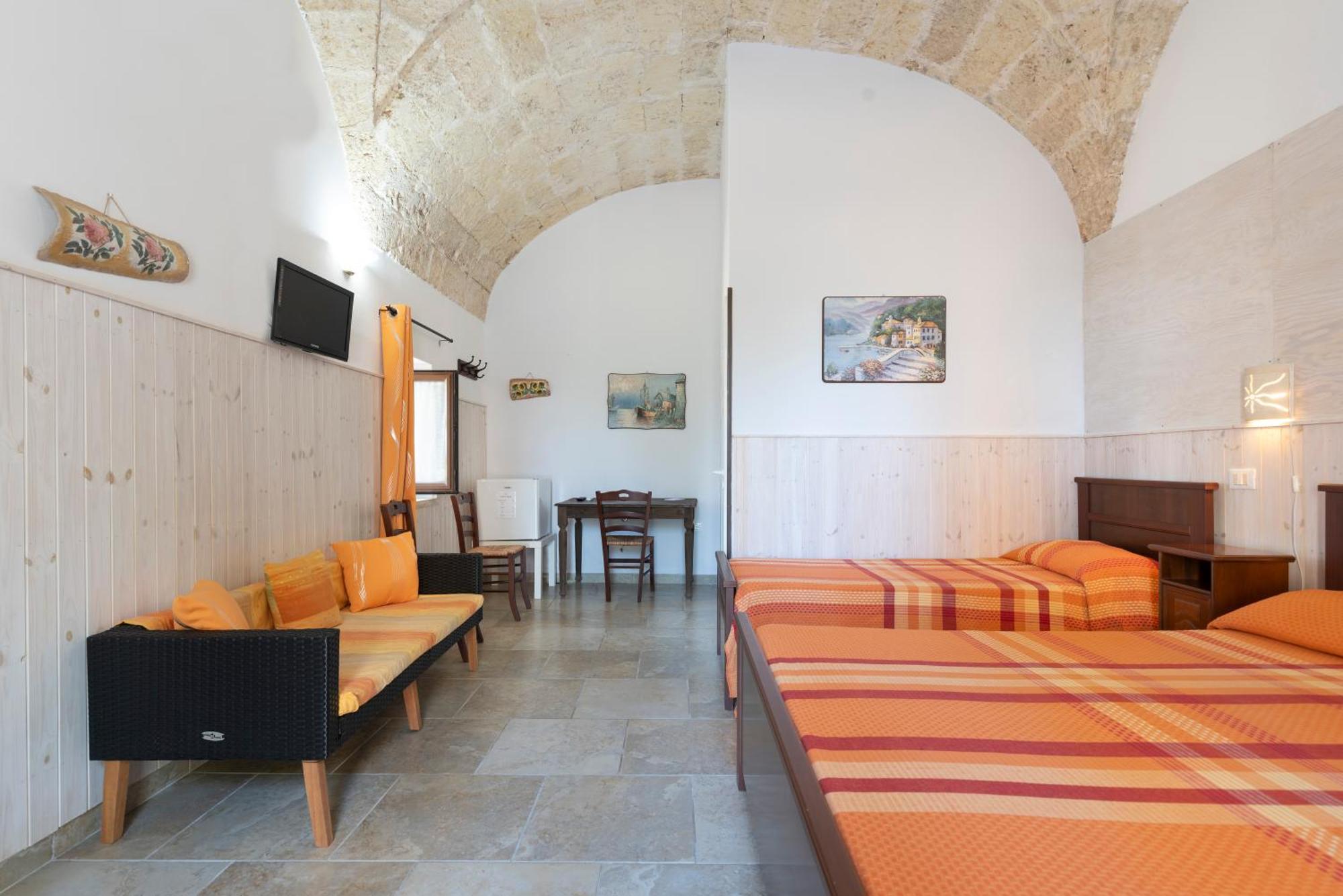 Bio-Agriturismo Masseria La Palombara 萨尔维 外观 照片