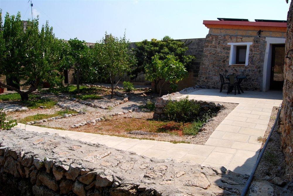 Bio-Agriturismo Masseria La Palombara 萨尔维 外观 照片